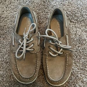 Sperry boys shoes